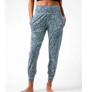 Athleta Salutation Jogger